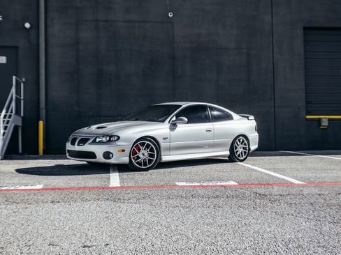 Used 2006 Pontiac GTO image 32