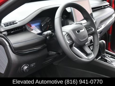 Used 2025 Jeep Compass Latitude w/ Altitude Special Edition AWD/4WD image 15