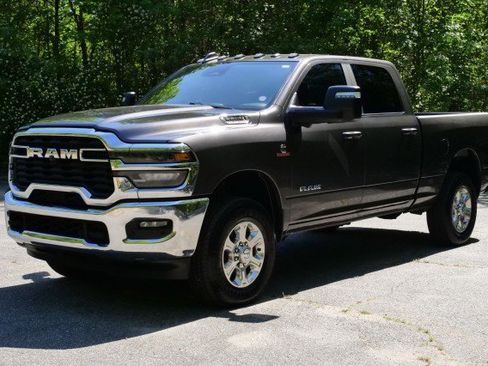 Used 2025 RAM 3500 Big Horn image 6