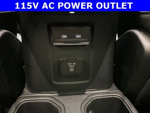 Used 2024 Jeep Wrangler Unlimited Rubicon w/ Convenience Group image 13