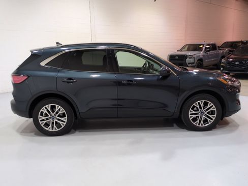 Used 2022 Ford Escape SEL AWD/4WD image 2