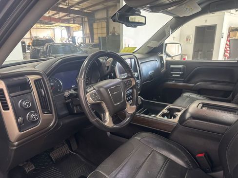 Used 2017 GMC Sierra 1500 Denali image 6