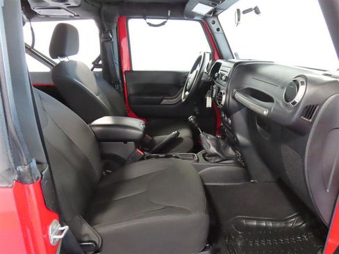 Used 2015 Jeep Wrangler Sport AWD/4WD image 25