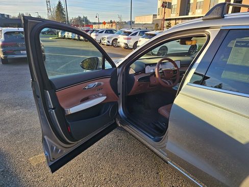 New 2026 Genesis GV70 2.5T Advanced image 20