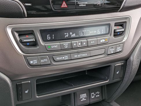 Used 2023 Honda Passport EX-L image 19