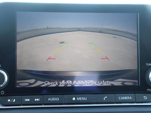 Used 2023 Nissan Rogue SV FWD image 27