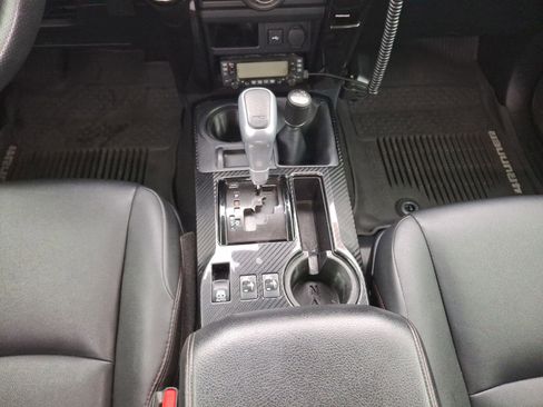 Used 2021 Toyota 4Runner TRD Off-Road Premium AWD/4WD image 12