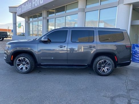 Used 2022 Jeep Wagoneer Series II image 10