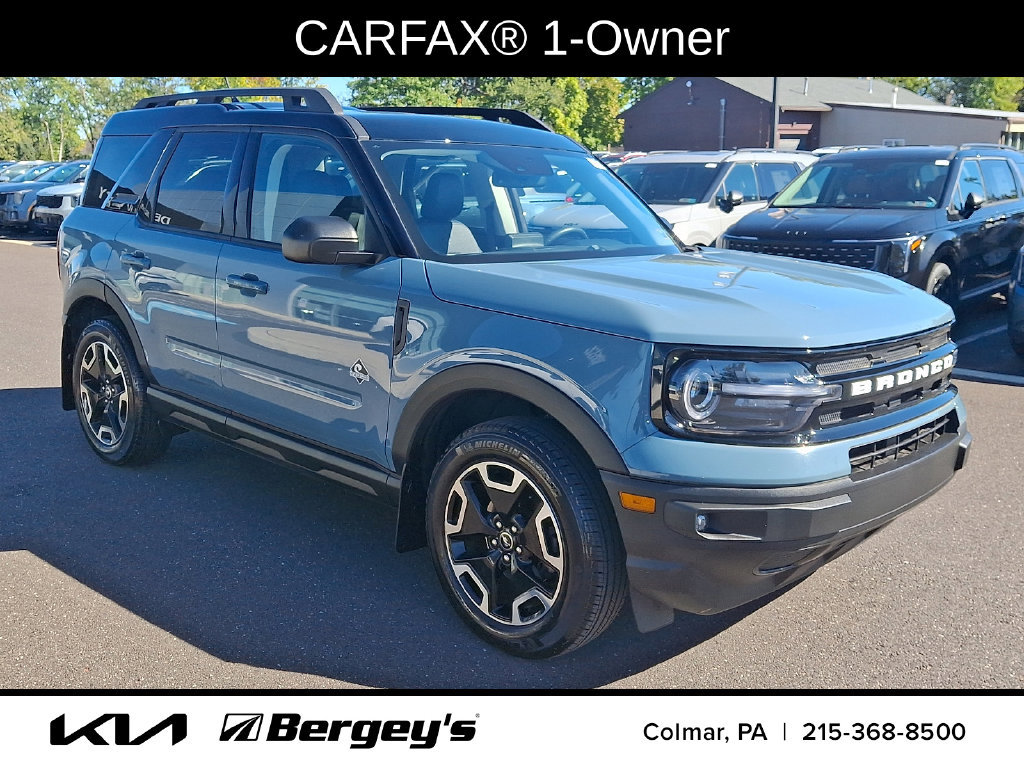 Used 2022 Ford Bronco Sport Outer Banks w/ Tech Package AWD/4WD image 3