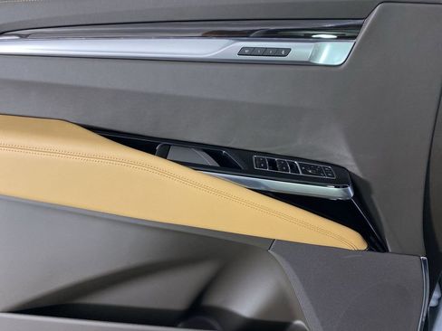 New 2026 Cadillac Escalade Luxury w/ Touring Package image 24