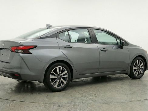 Used 2025 Nissan Versa SV FWD image 9