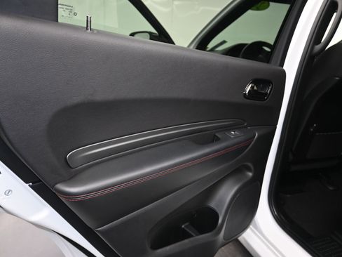 Used 2025 Dodge Durango GT image 21