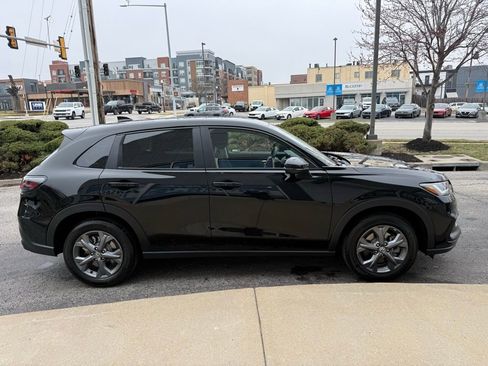 New 2026 Honda HR-V LX image 4