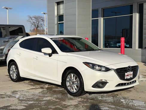 Used 2015 MAZDA MAZDA3 i Grand Touring image 2