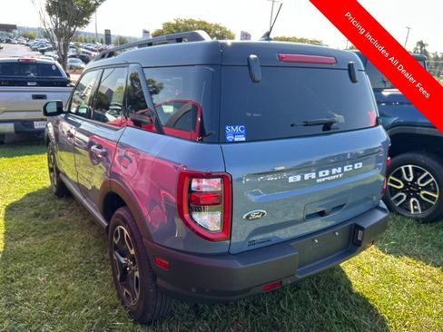 Used 2024 Ford Bronco Sport Outer Banks w/ Tech Package AWD/4WD image 9