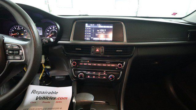 Used 2018 Kia Optima LX w/ 17" Alloy Wheels Package FWD image 12