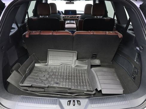 New 2026 Lincoln Aviator Reserve w/ Jet Appearance Package AWD/4WD image 19
