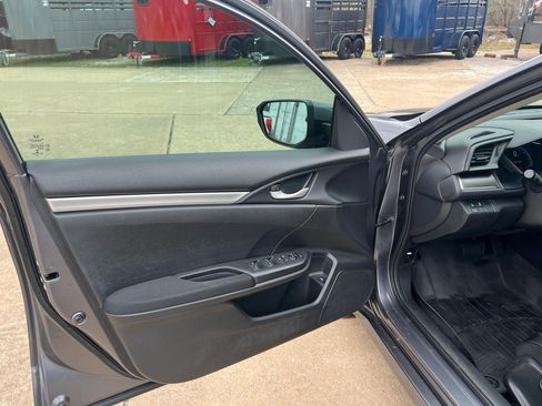 Used 2019 Honda Civic LX image 26