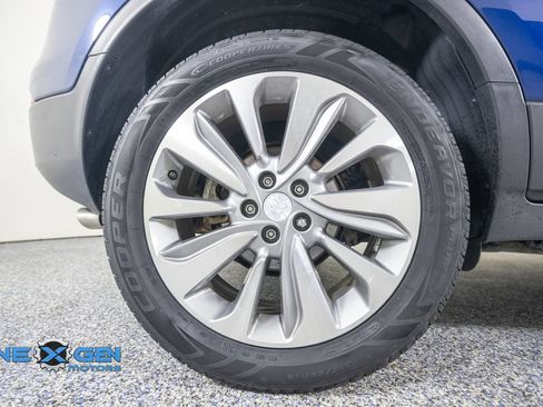 Used 2020 Buick Encore Preferred w/ Safety Package FWD image 44