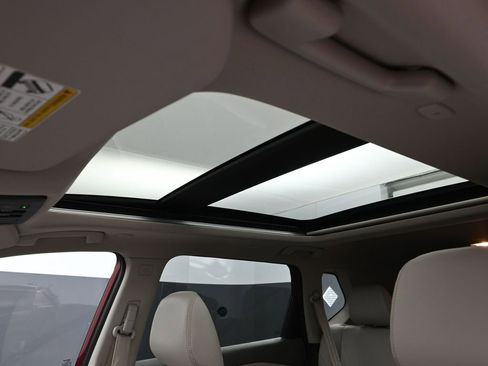 Used 2023 Nissan Rogue SL image 13