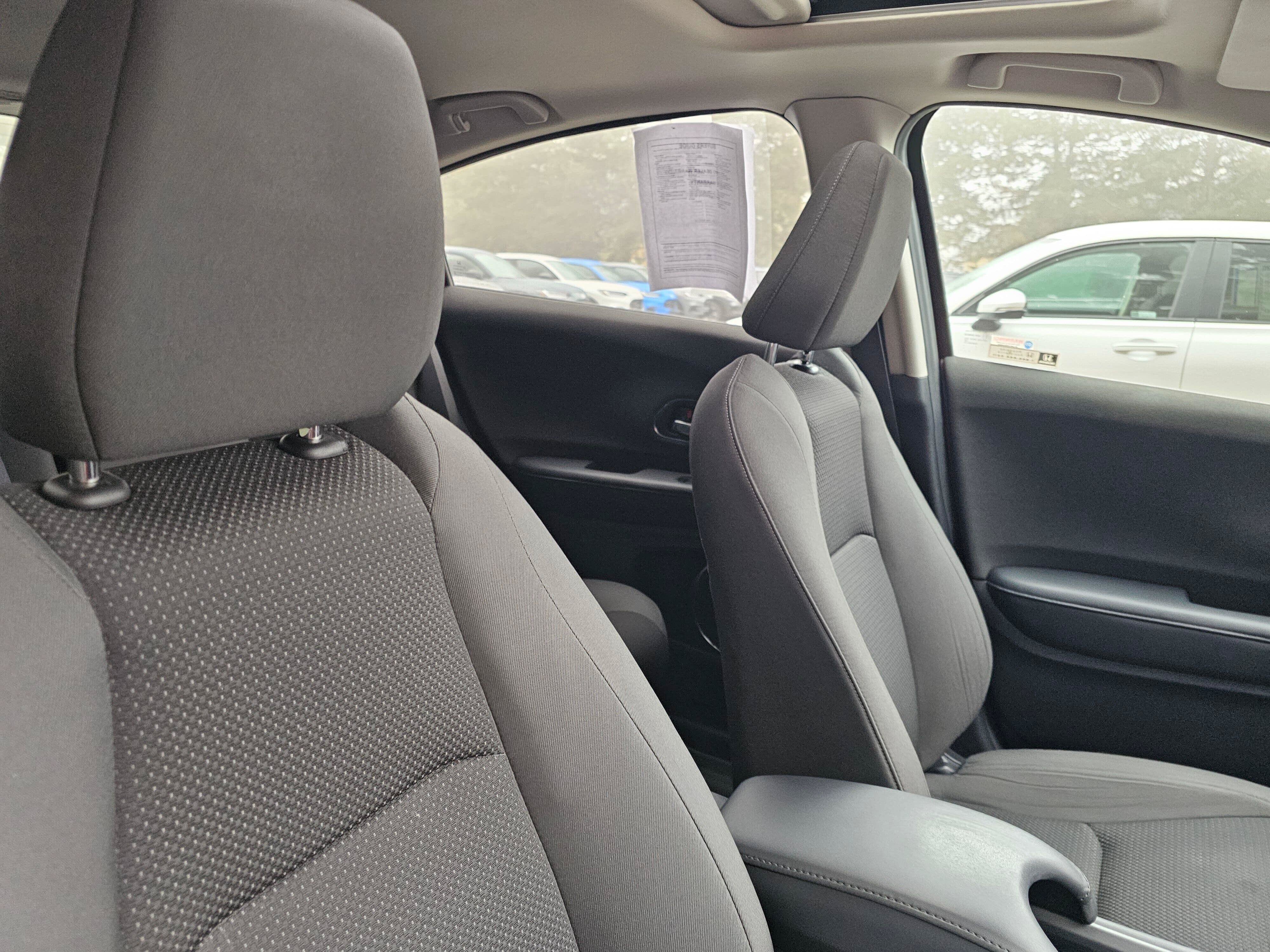 Used 2020 Honda HR-V EX image 11