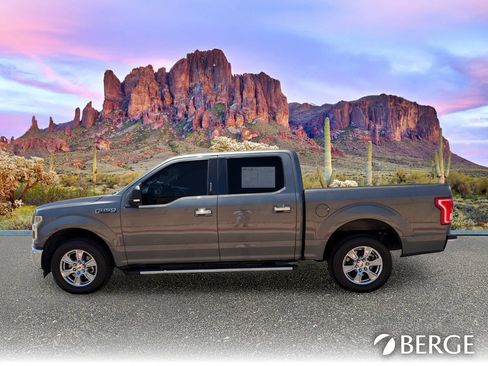Used 2017 Ford F150 XLT w/ Equipment Group 301A Mid RWD image 3