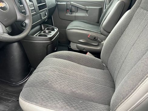 Used 2024 Chevrolet Express 2500 w/ Driver Convenience Package image 9