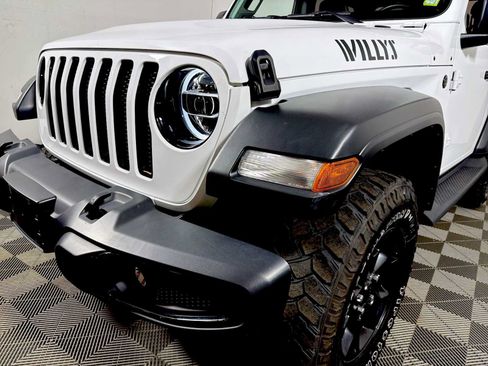 Used 2021 Jeep Wrangler Sport AWD/4WD image 25