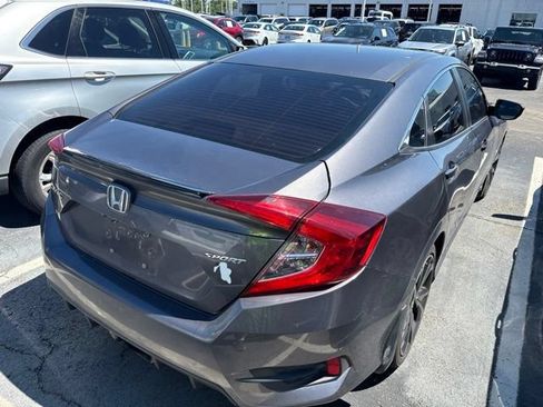 Used 2019 Honda Civic Sport image 6
