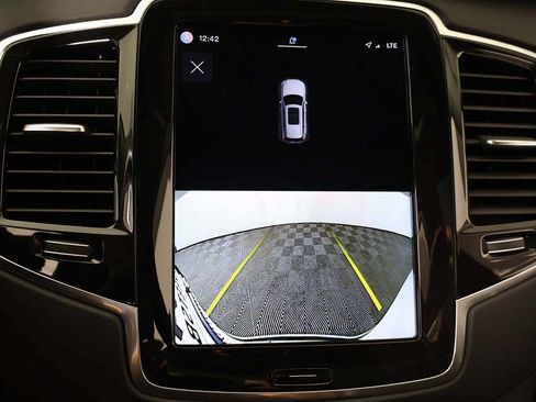 Used 2023 Volvo XC90 T8 Ultimate w/ Protection Package Premier AWD/4WD image 55