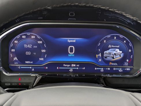 Used 2024 Chevrolet Silverado 1500 LT image 31