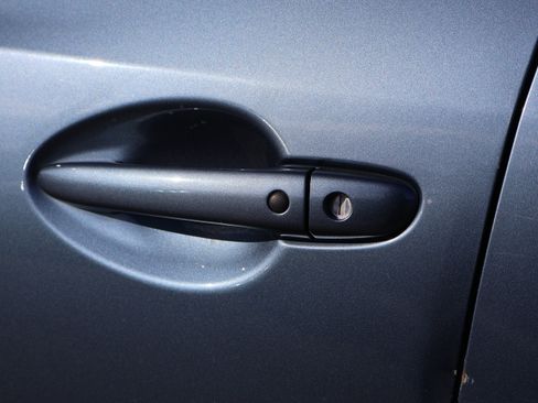 Used 2015 MAZDA MAZDA3 i Grand Touring image 19