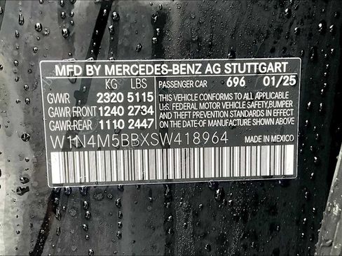 Used 2025 Mercedes-Benz GLB 35 AMG 4MATIC image 17