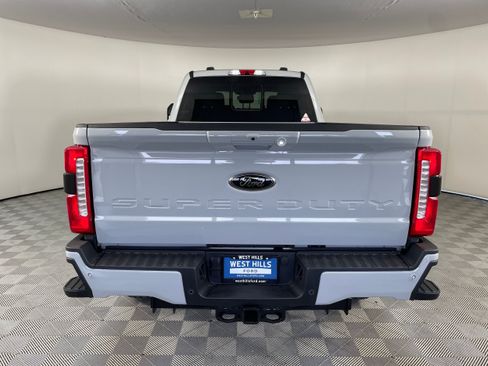New 2026 Ford F250 XLT w/ XLT Premium Package AWD/4WD image 13