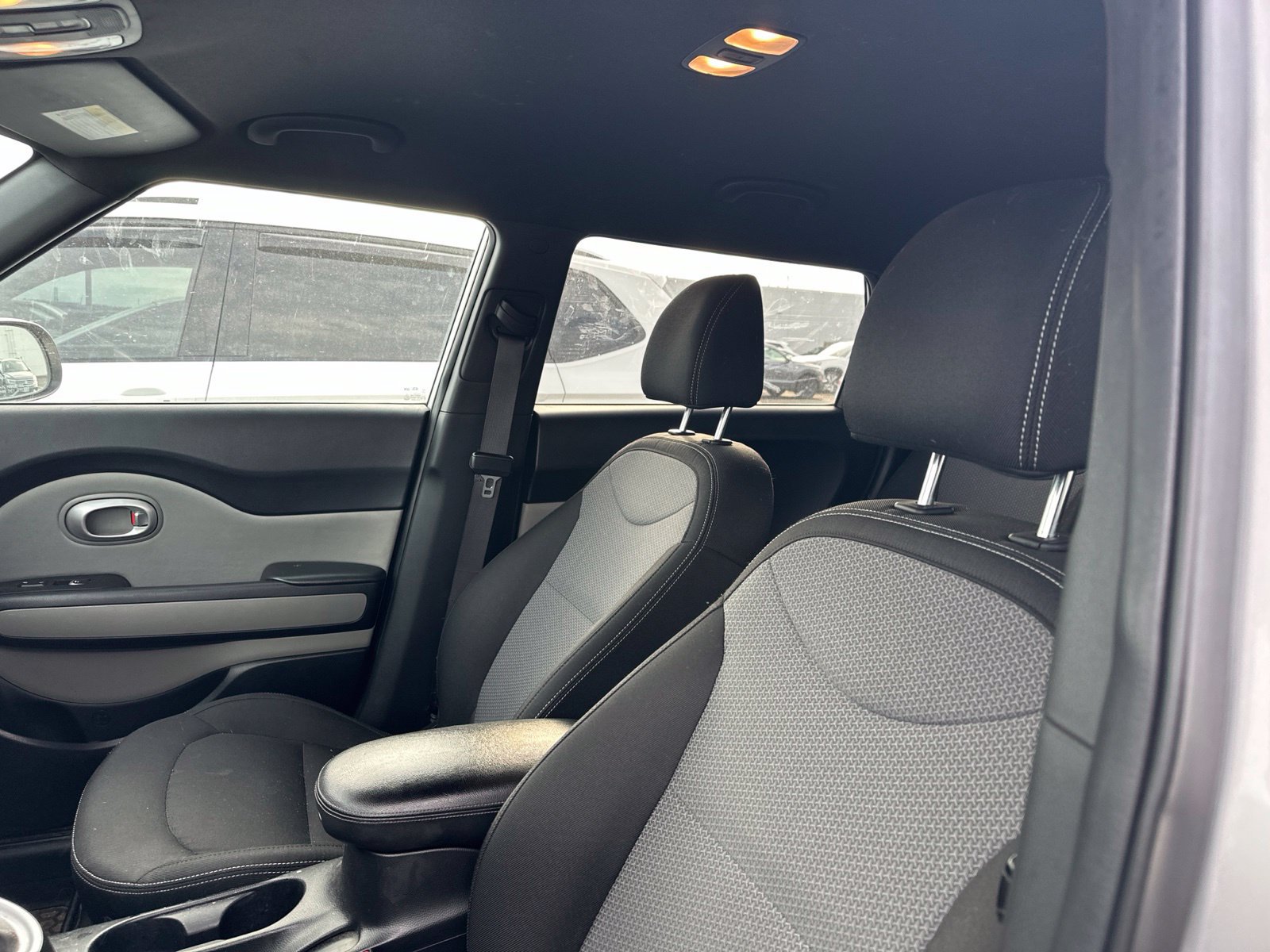 Used 2017 Kia Soul + FWD image 5