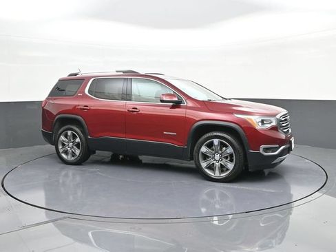 Used 2017 GMC Acadia SLT FWD image 16