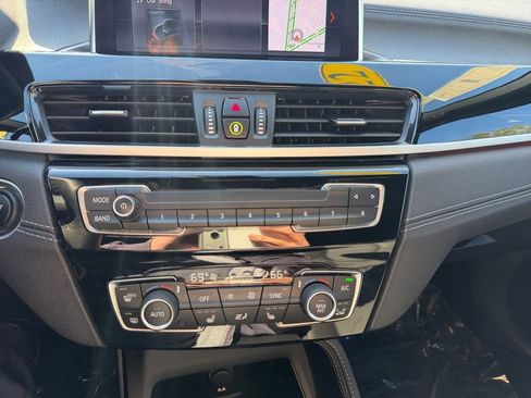 Used 2022 BMW X1 xDrive28i w/ Premium Package image 21