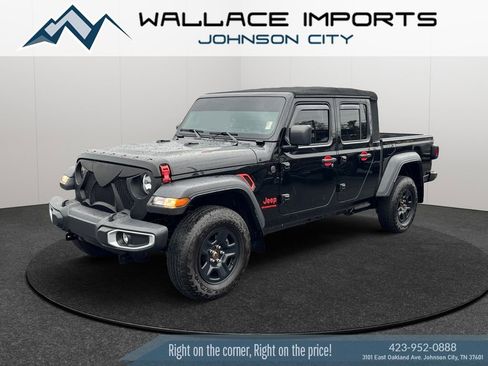 Used 2024 Jeep Gladiator Sport image 2