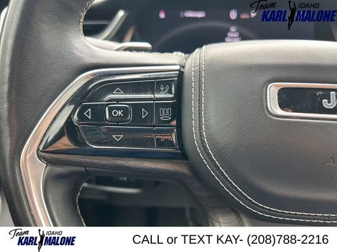Used 2021 Jeep Grand Cherokee L Overland w/ Luxury Tech Group IV AWD/4WD image 31