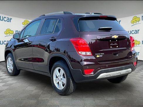 Used 2021 Chevrolet Trax LT w/ Driver Confidence Package AWD/4WD image 4