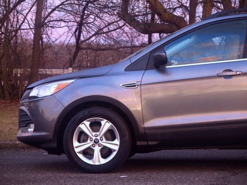 Used 2014 Ford Escape SE w/ Equipment Group 201A image 24