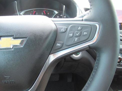 Used 2020 Chevrolet Equinox Premier AWD/4WD image 25