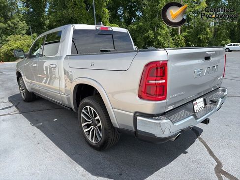 Used 2025 RAM 1500 Limited AWD/4WD image 23