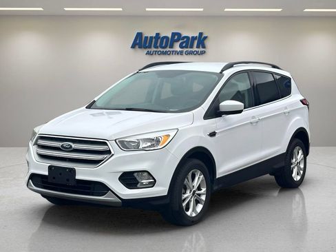 Used 2018 Ford Escape SE AWD/4WD image 3