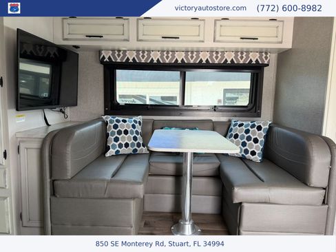 Used 2021 Ford E-450 and Econoline 450 Super Duty w/ Motorhome Prep Package RWD image 27