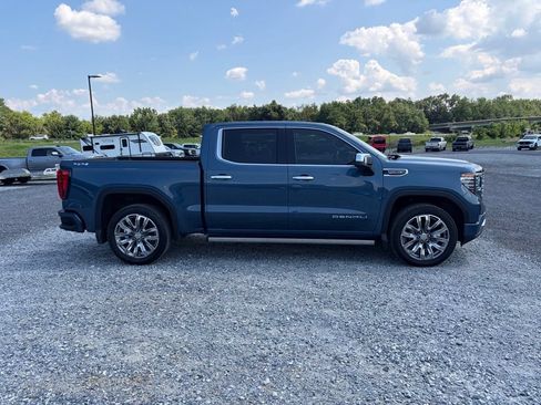 Used 2025 GMC Sierra 1500 Denali w/ Denali Reserve Package AWD/4WD image 14