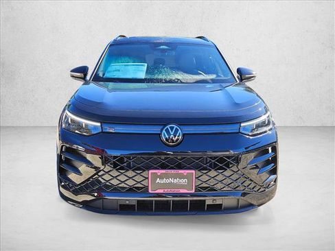 New 2026 Volkswagen Tiguan SE R-Line image 6