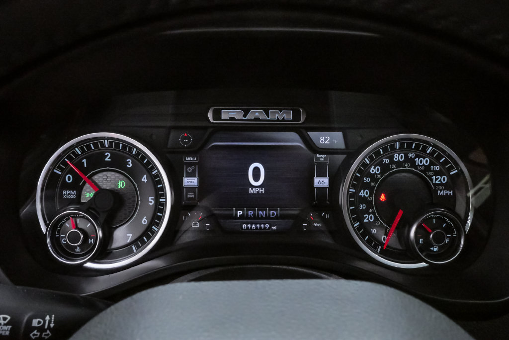 Used 2024 RAM 1500 Laramie RWD image 21