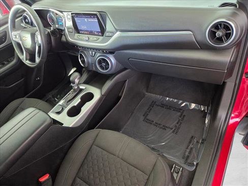 Used 2021 Chevrolet Blazer LT image 19