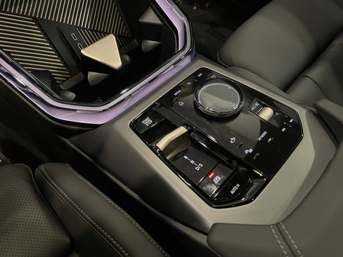 Used 2025 BMW X3 xDrive30i w/ Convenience Package image 18